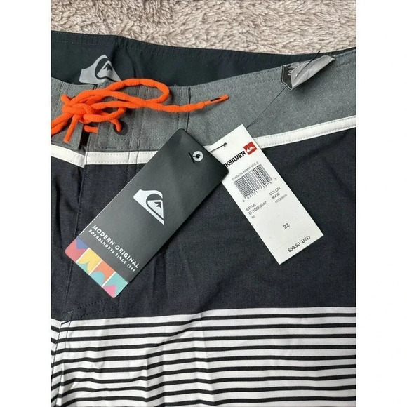 Quiksilver Hawaii SURF BOARD SHORTS Division Remix Dry Flight size 32 - Picture 3 of 16